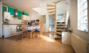 Отель Altstadt Apartment Charly  Дюссельдорф